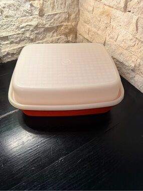 Tupperware Large Marinate Tenderize Container 1294-2, 1293-7 Paprika Vintage